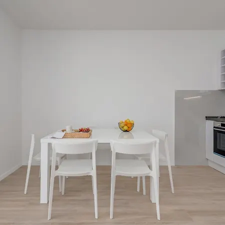 شقة In With Wifi تروغير