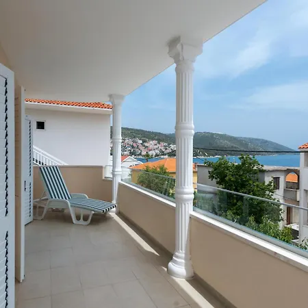 In With Wifi Trogir