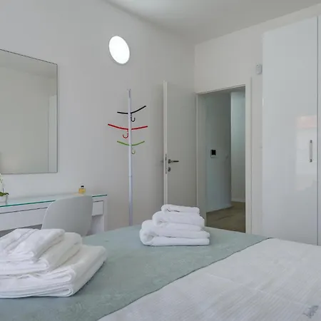Apartment In With Wifi *